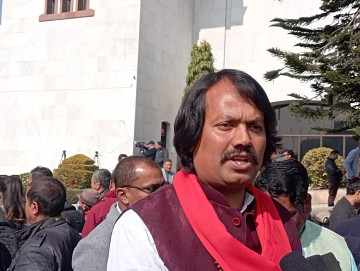 जनमत पार्टीबाट अब्दुल खान उद्योगमन्त्री बन्दै 